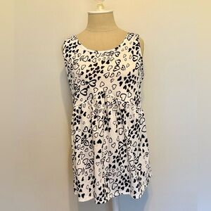 Heart Print Sleeveless Blouse